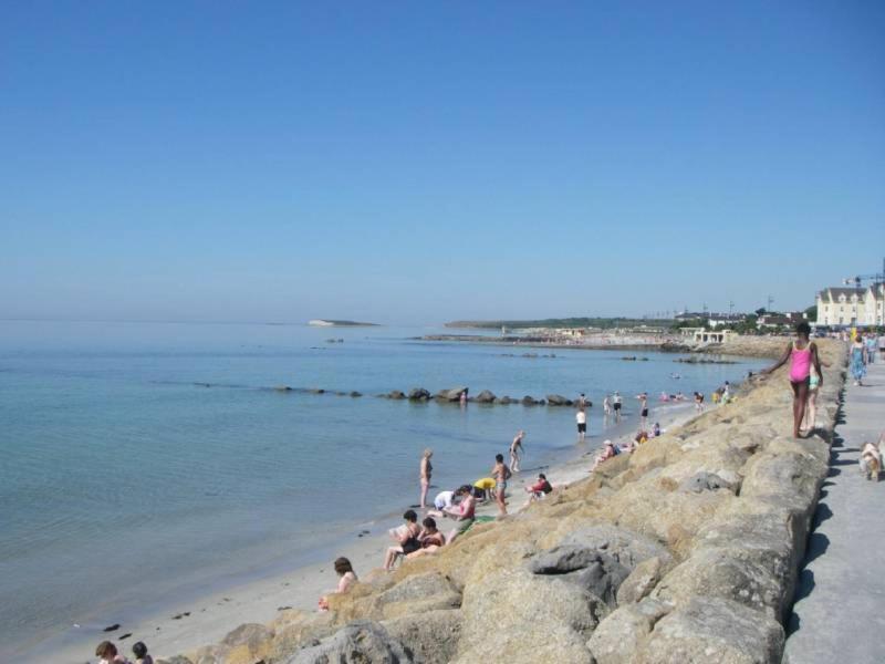 Seashore Lodge Guesthouse Galway Bagian luar foto